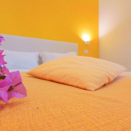 קליארי Insula B&B חדר תמונה