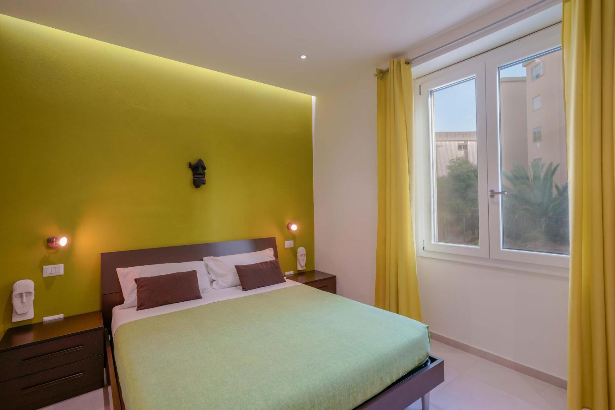 קליארי Insula B&B חדר תמונה