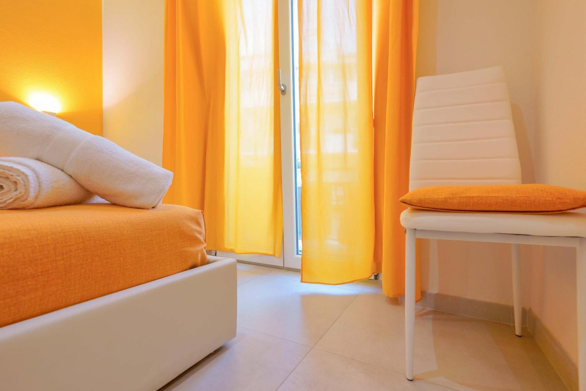 קליארי Insula B&B חדר תמונה