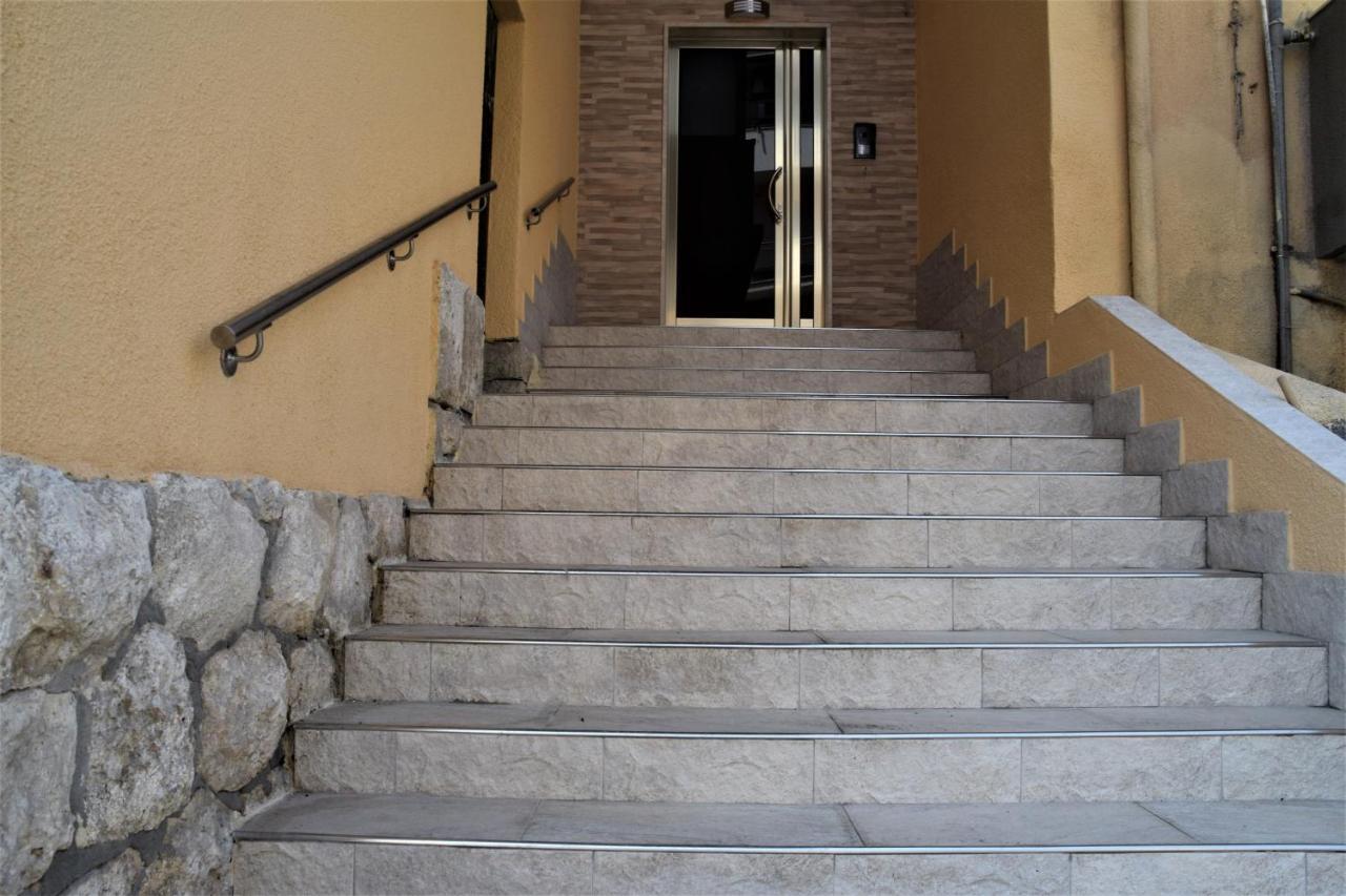 קליארי Insula B&B מראה חיצוני תמונה